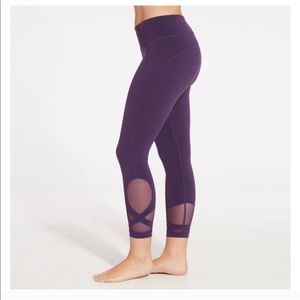 CALIA by Carrie Underwood 7/8 leggings in purple